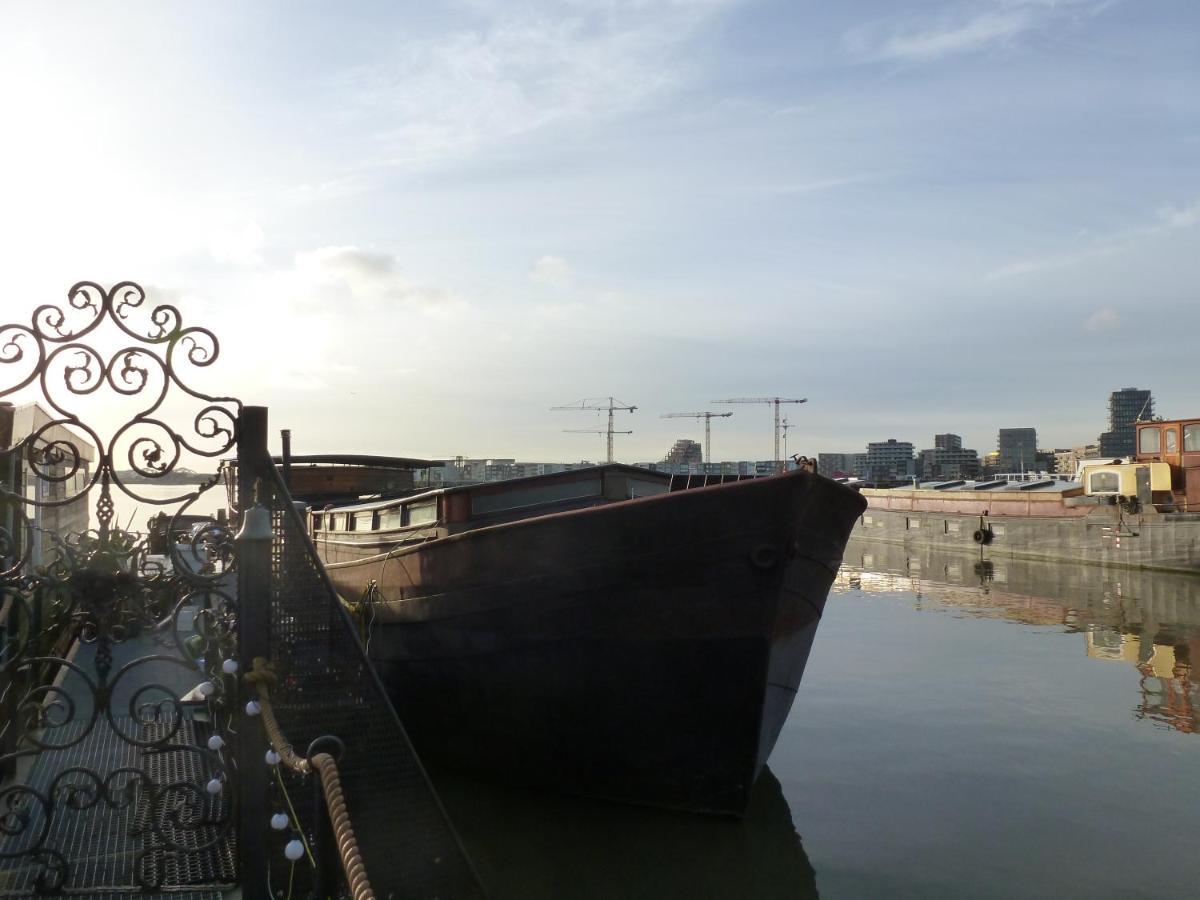 Bed In Boat Amsterdam Bed & Breakfast エクステリア 写真